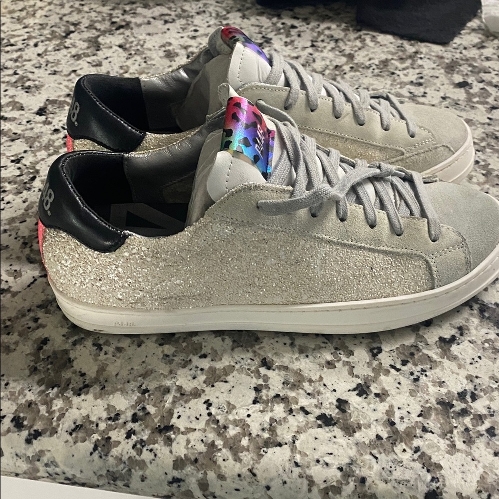 P448 Light Gray Sneakers with Colorful Accents